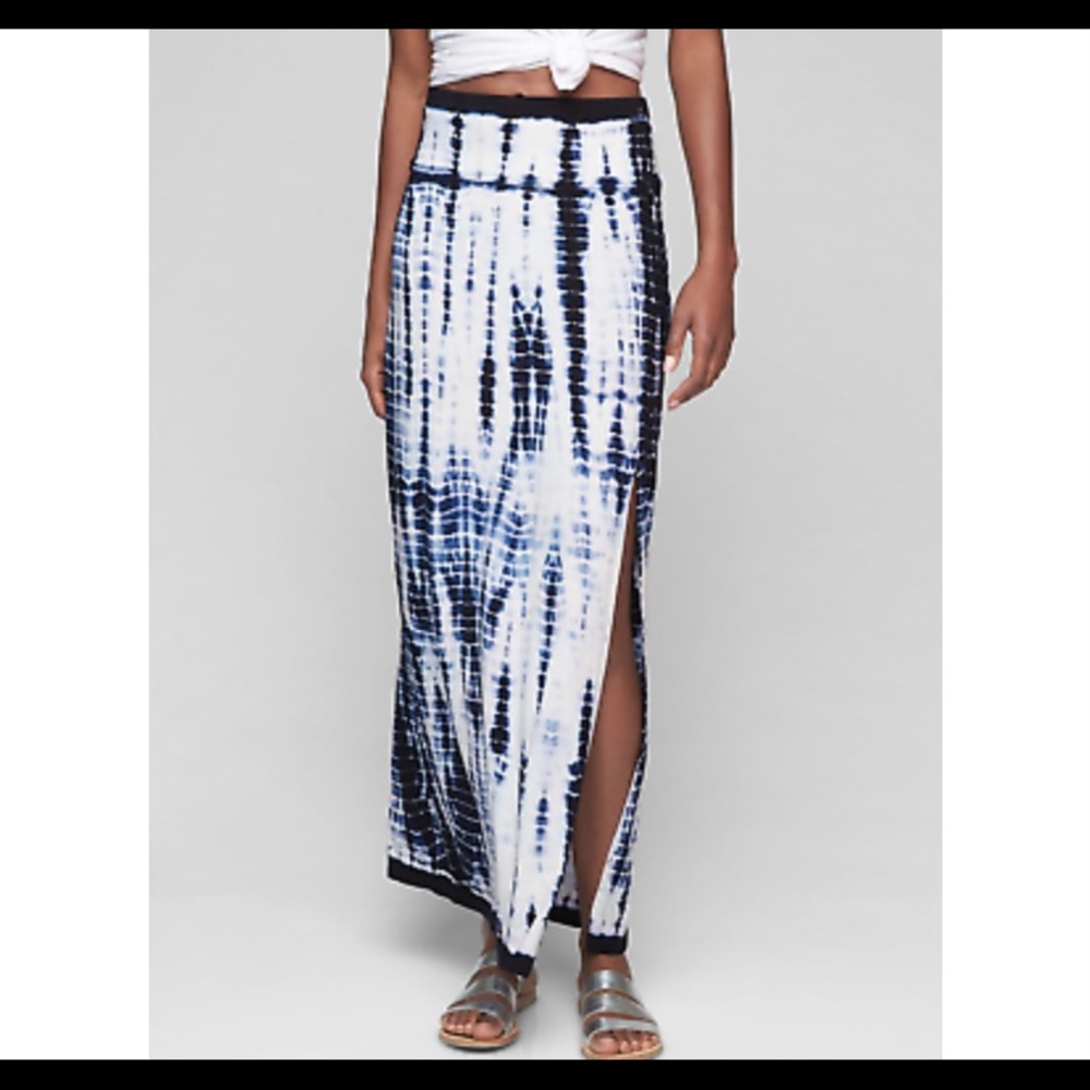 EUC athleta lined Tie dye maxi skirt